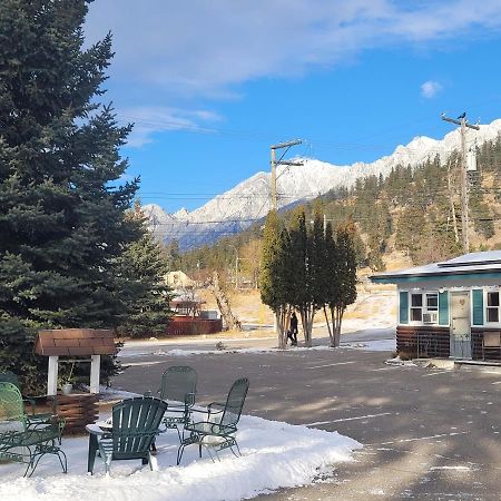 Lido Motel Radium Hot Springs Dış mekan fotoğraf