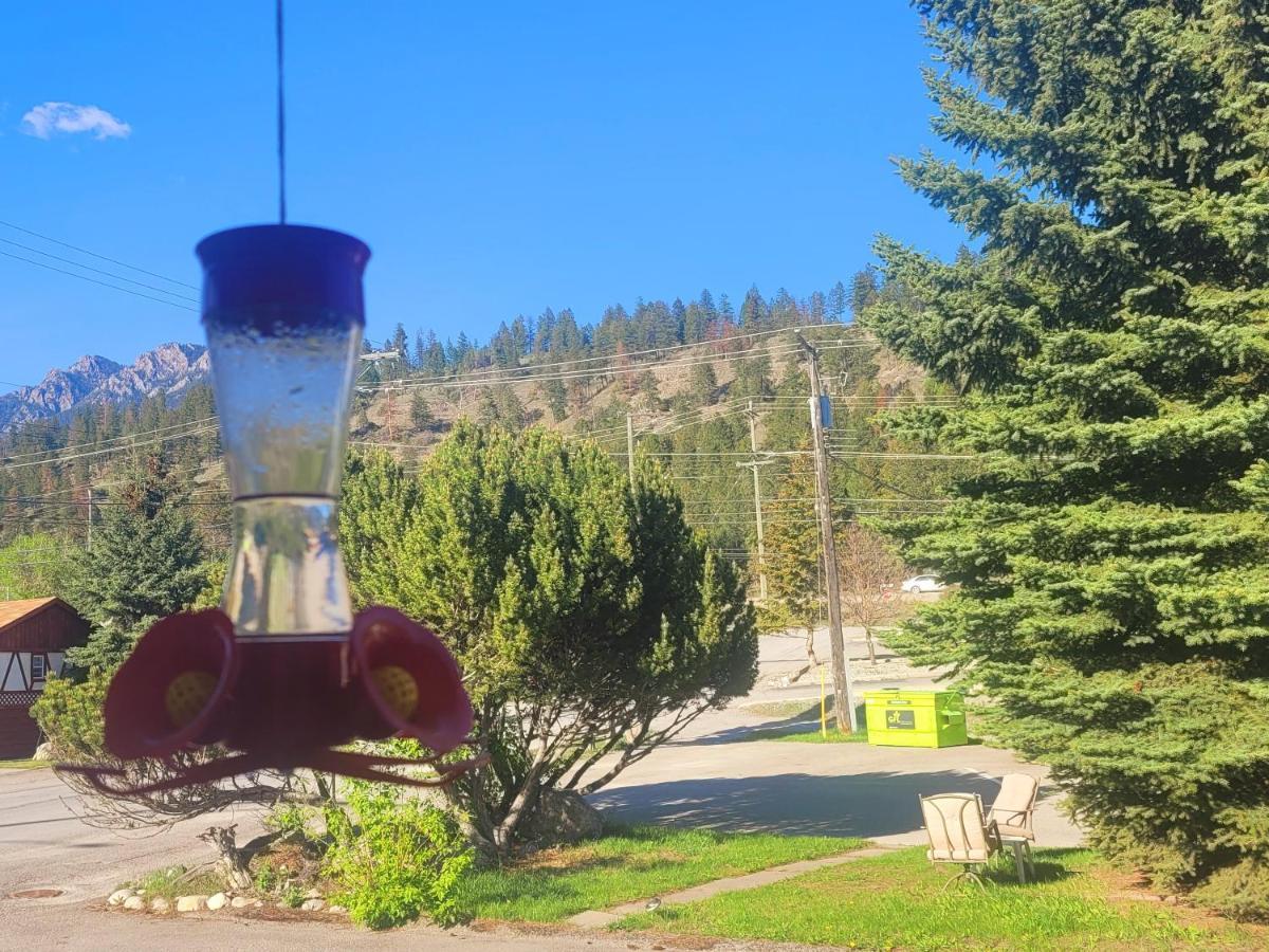 Lido Motel Radium Hot Springs Dış mekan fotoğraf