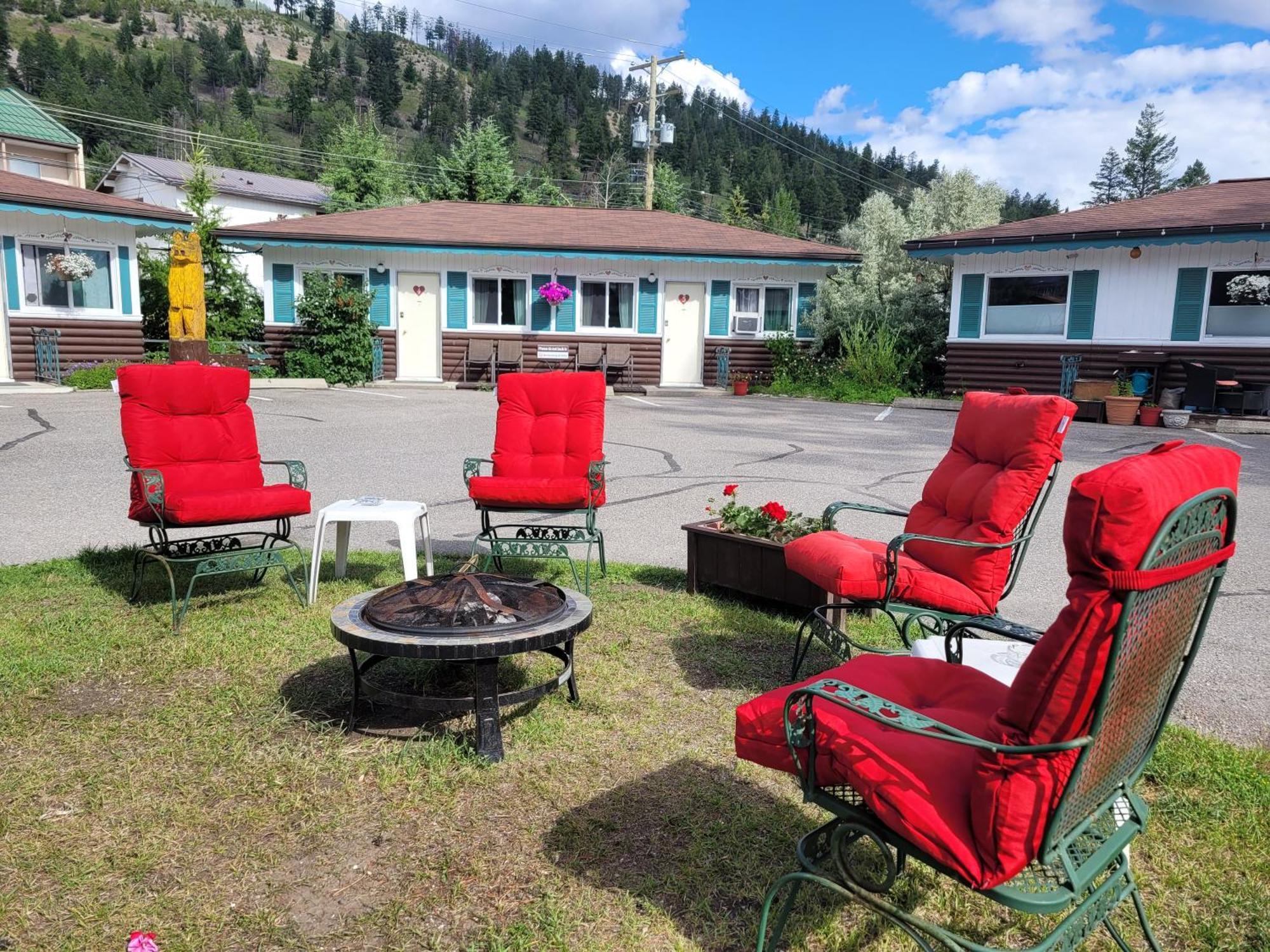 Lido Motel Radium Hot Springs Dış mekan fotoğraf